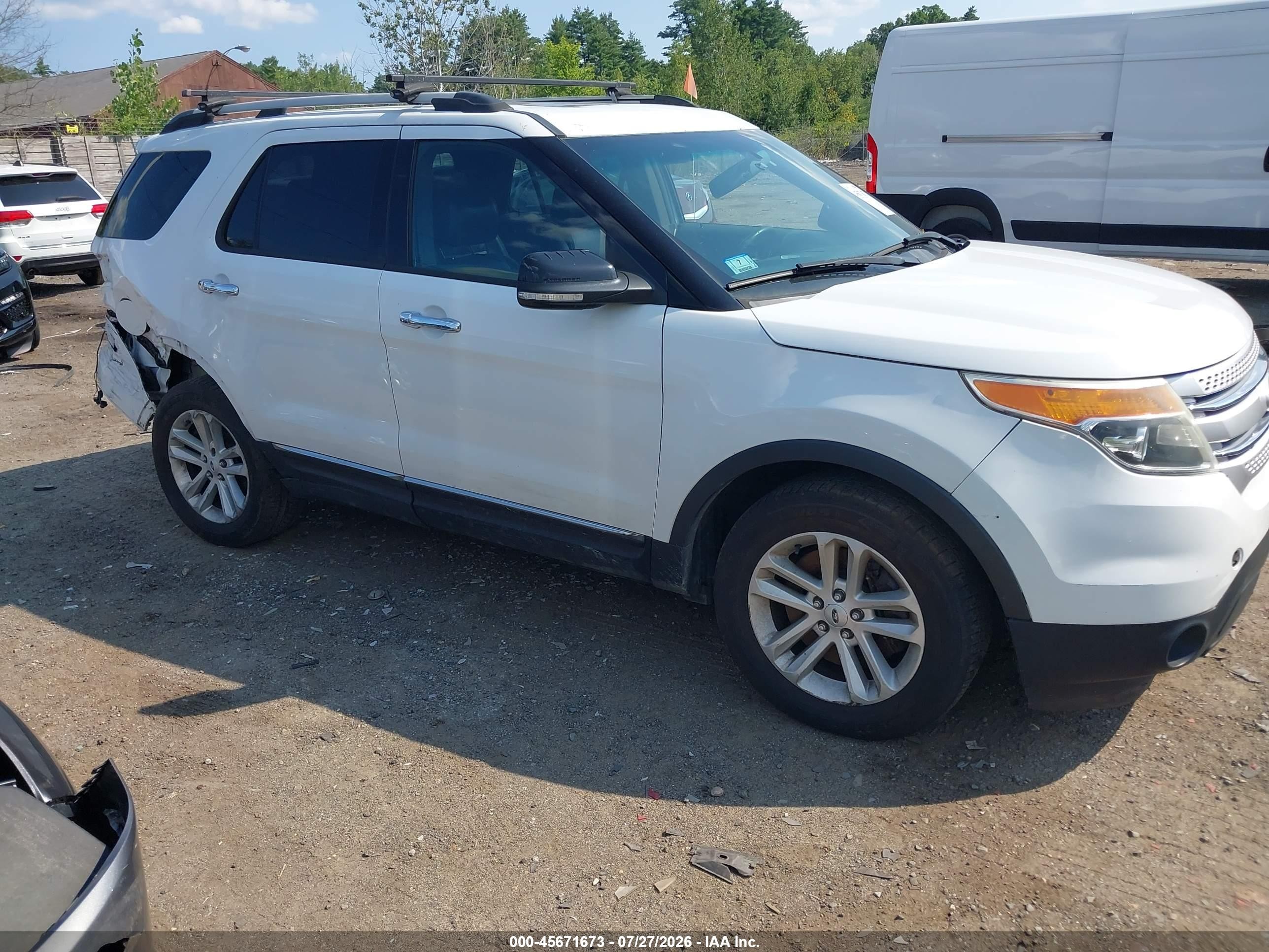 2014 Ford Explorer Xlt White vin: 1FM5K8D82EGC04467