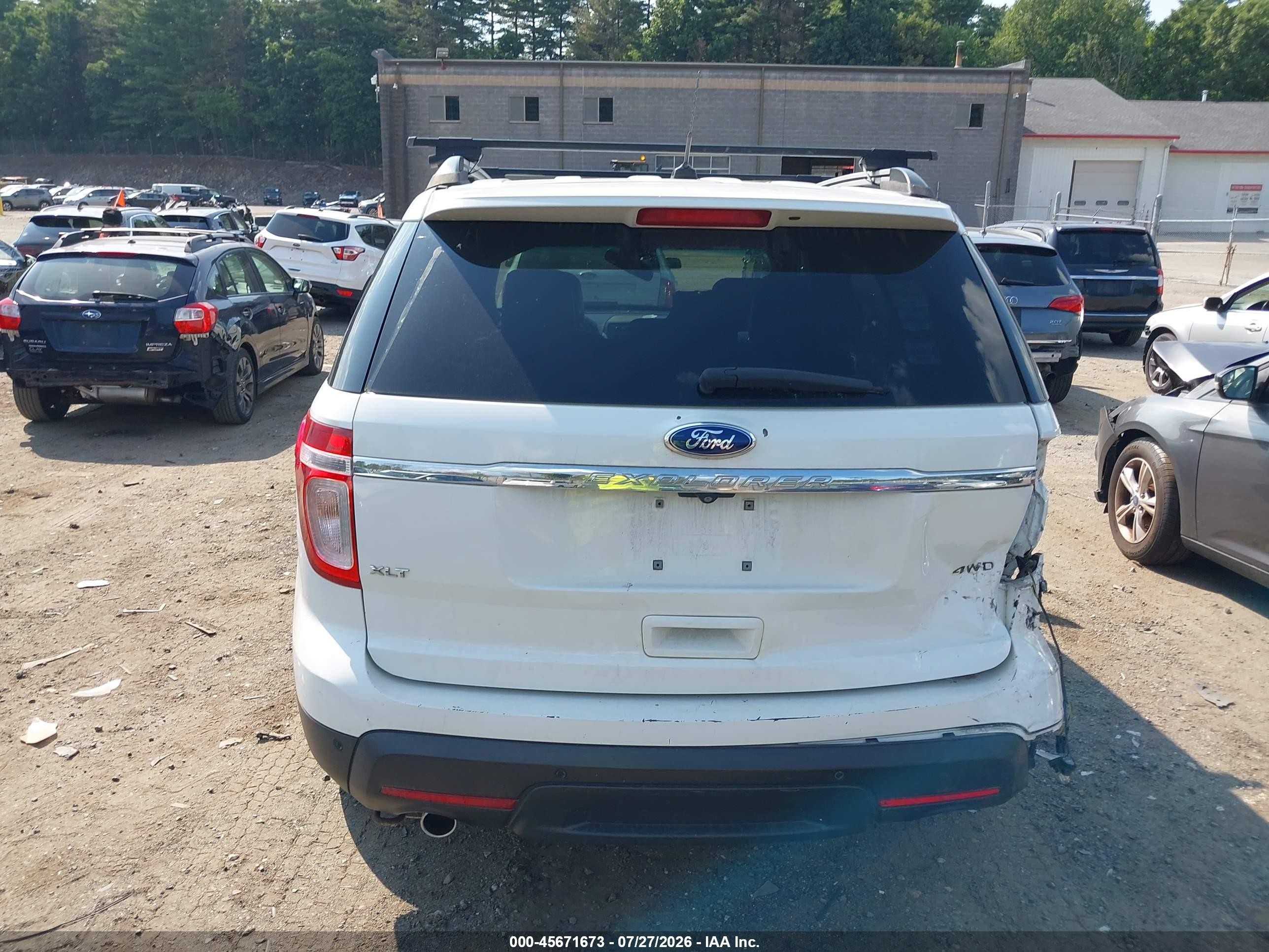 2014 Ford Explorer Xlt White vin: 1FM5K8D82EGC04467
