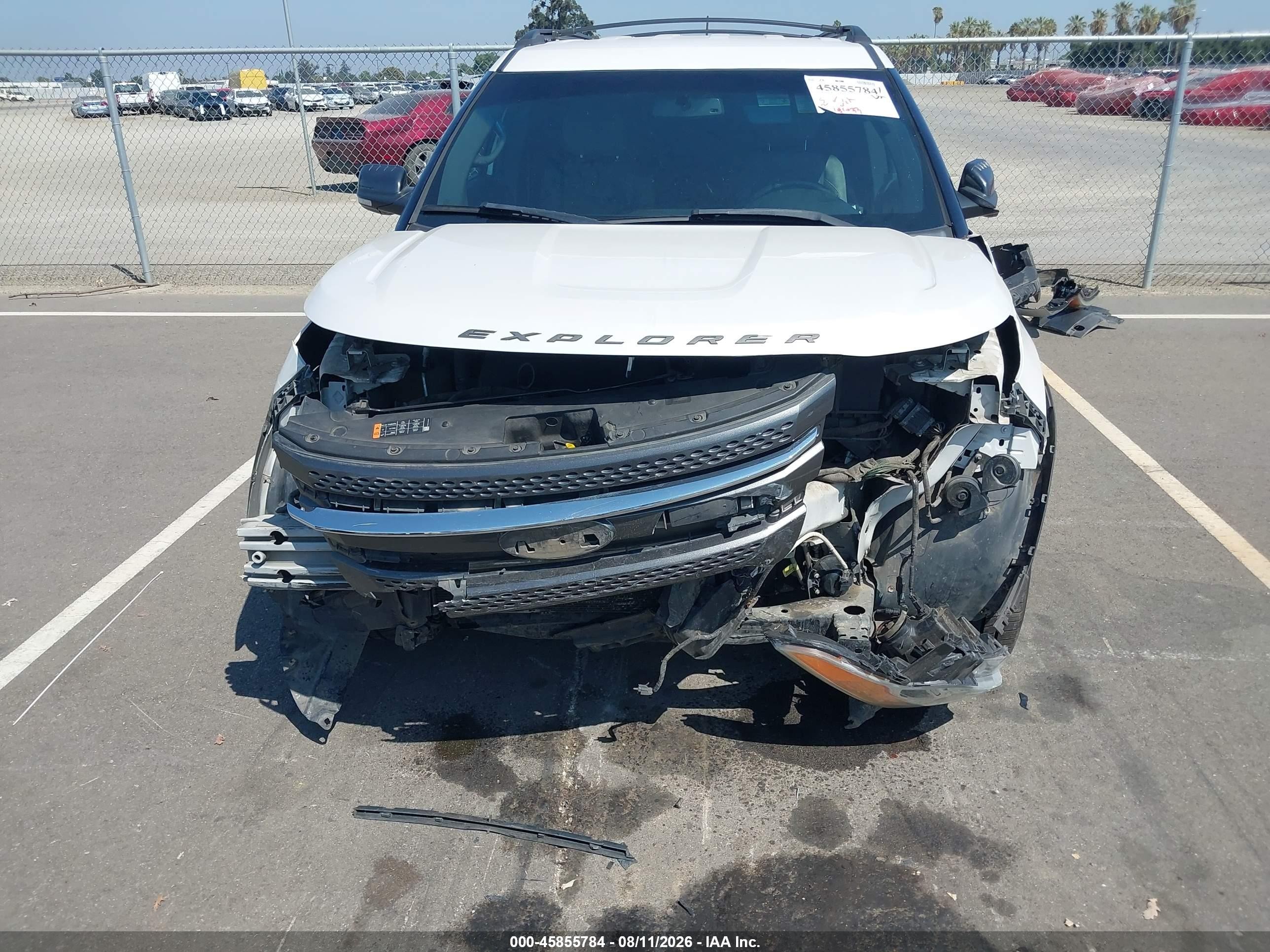 2015 Ford Explorer Xlt White vin: 1FM5K8D82FGA03766