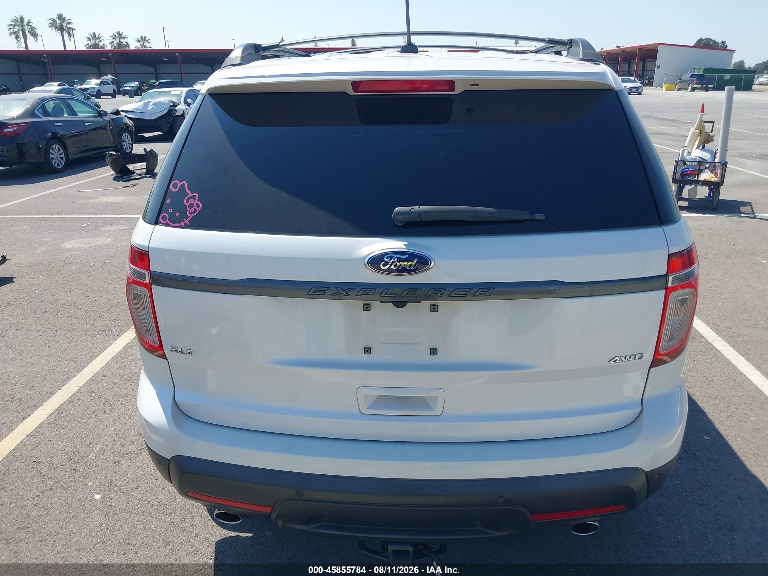 2015 Ford Explorer Xlt White vin: 1FM5K8D82FGA03766