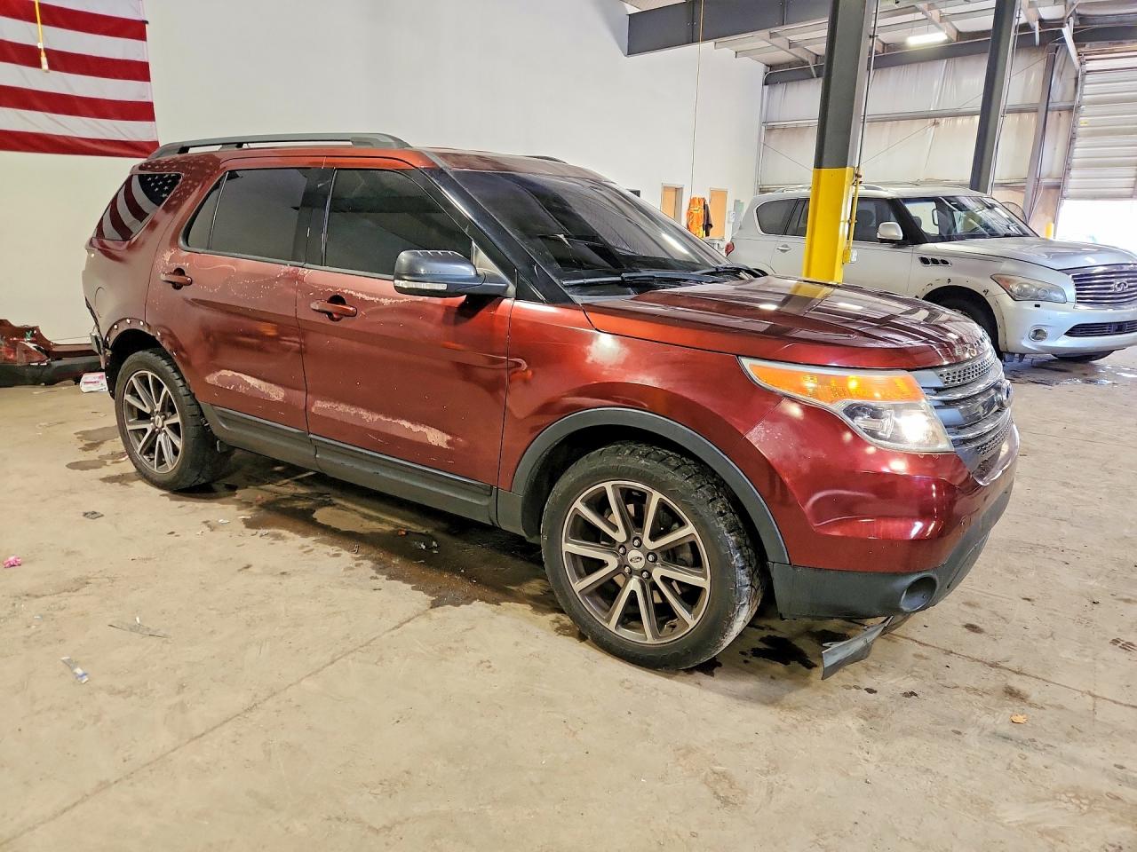 2015 Ford Explorer Xlt Maroon vin: 1FM5K8D82FGA25072