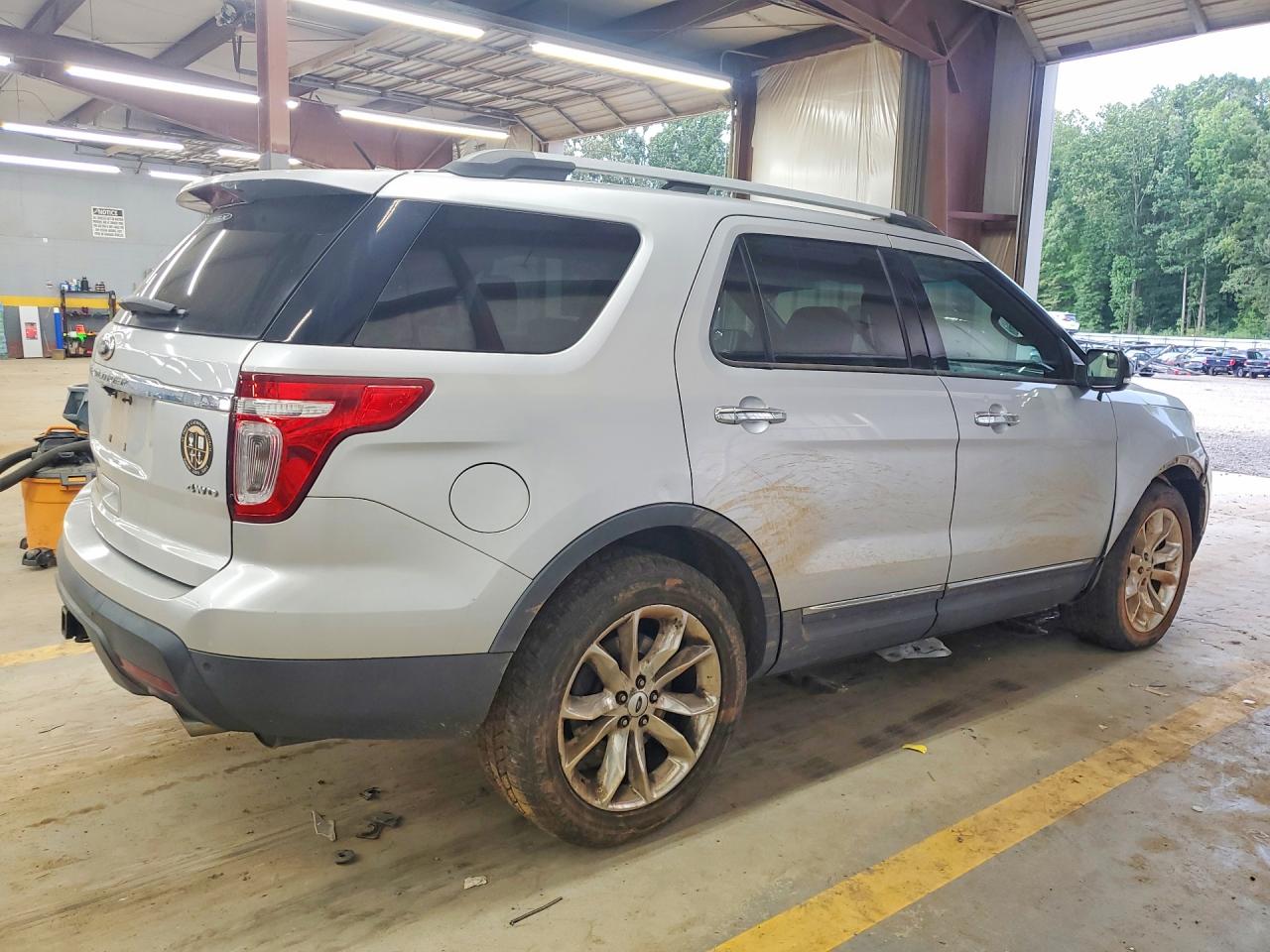 2015 Ford Explorer Xlt Silver vin: 1FM5K8D82FGA38033