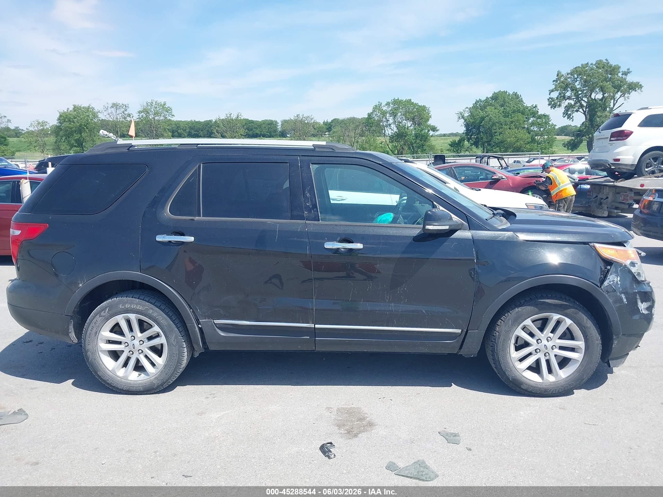 2015 Ford Explorer Xlt Black vin: 1FM5K8D82FGB24877