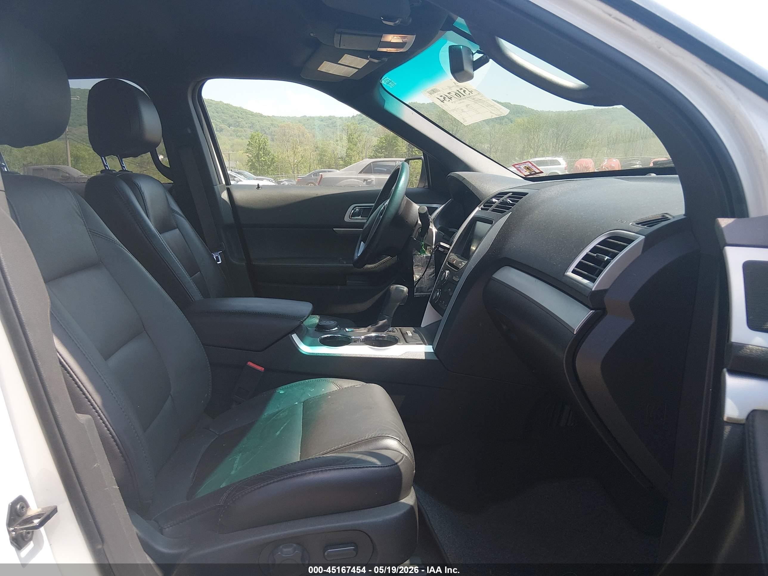 2015 Ford Explorer Xlt Белый vin: 1FM5K8D82FGC44095