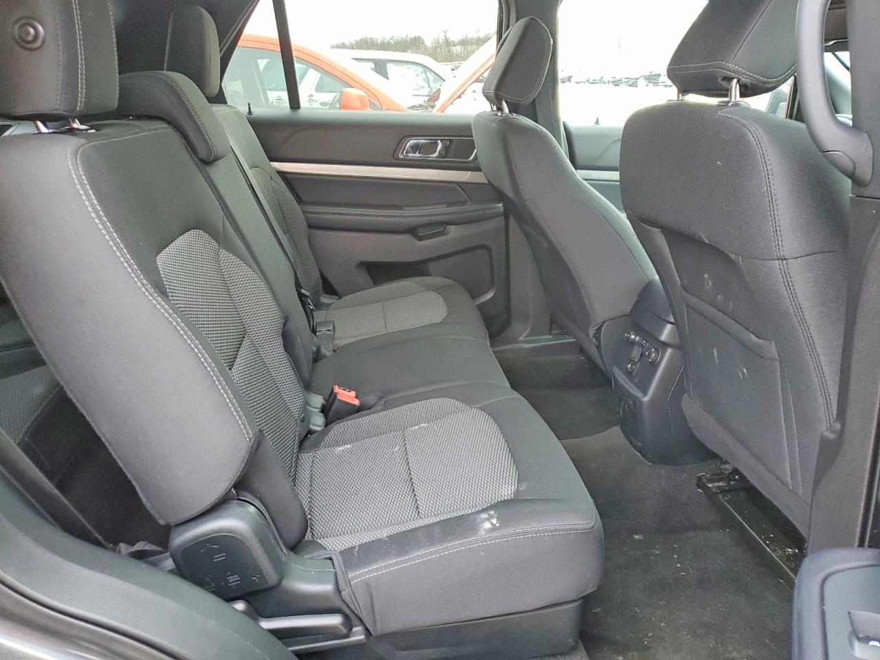 2018 Ford Explorer Xlt Gray vin: 1FM5K8D82JGA44519