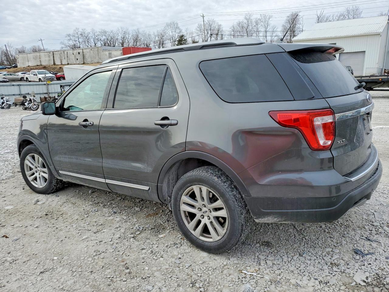 2018 Ford Explorer Xlt Gray vin: 1FM5K8D82JGA44519