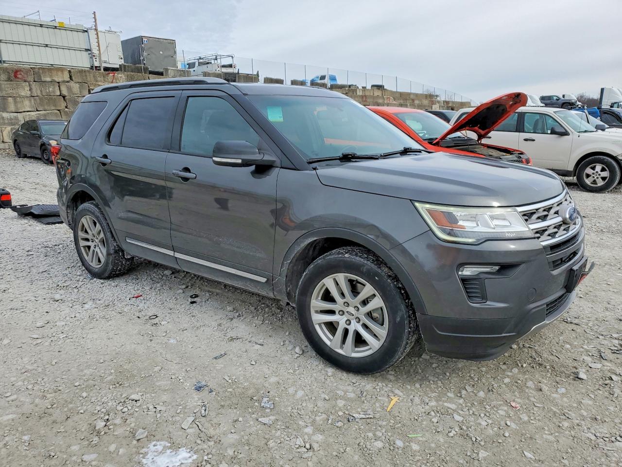 2018 Ford Explorer Xlt Gray vin: 1FM5K8D82JGA44519