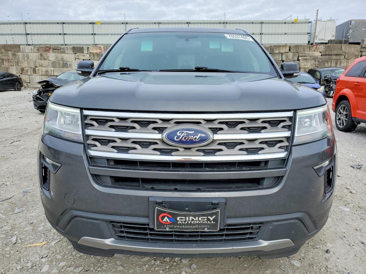 2018 Ford Explorer Xlt Gray vin: 1FM5K8D82JGA44519