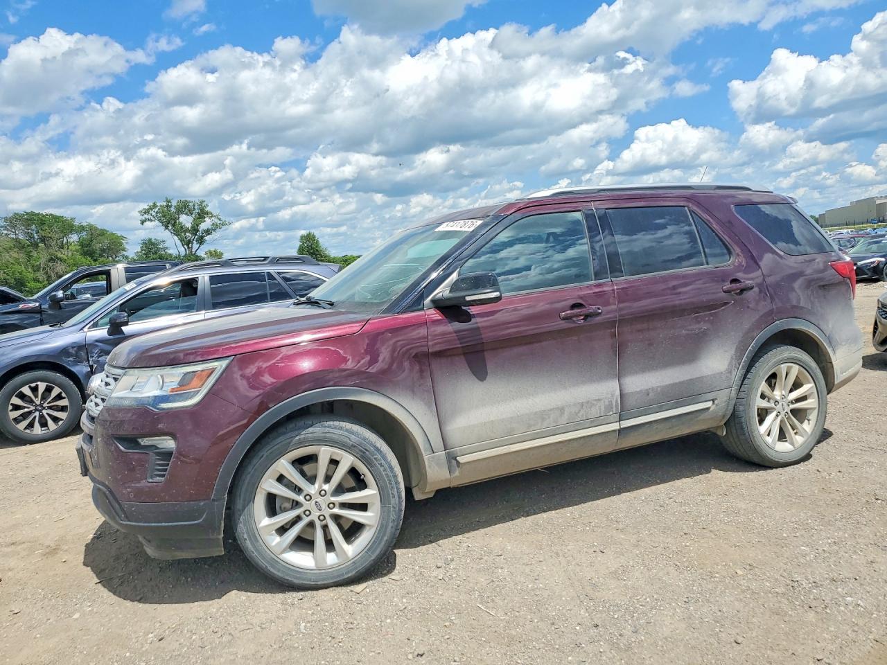 2018 Ford Explorer Xlt Burgundy vin: 1FM5K8D82JGC24521