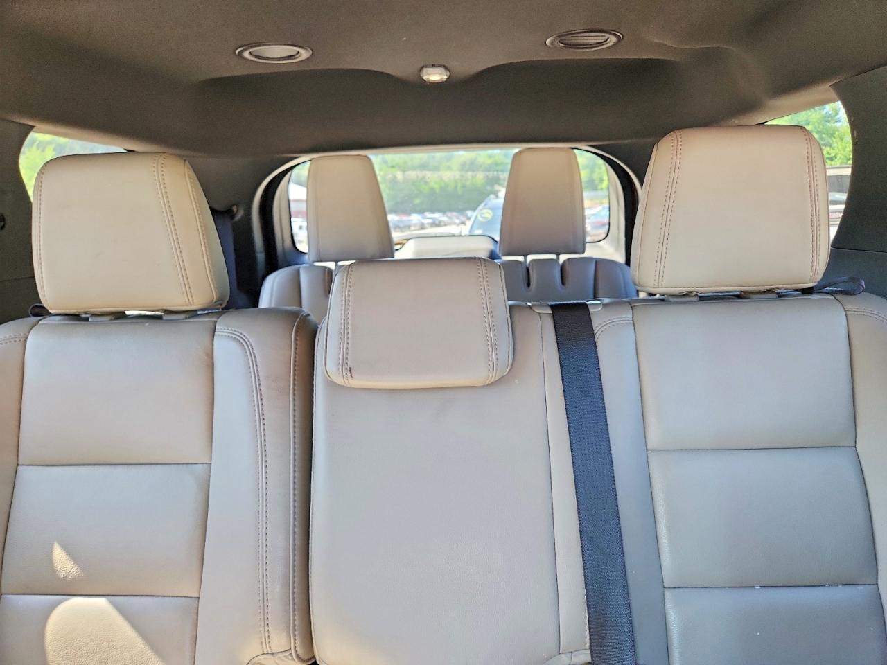 2013 Ford Explorer Red vin: 1FM5K8D83DGC08817