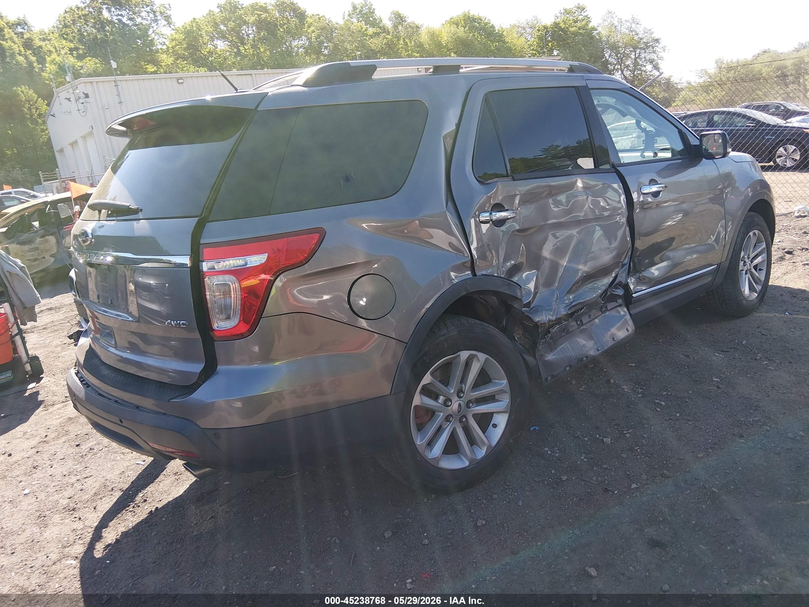 2013 Ford Explorer Xlt Gray vin: 1FM5K8D83DGC37282