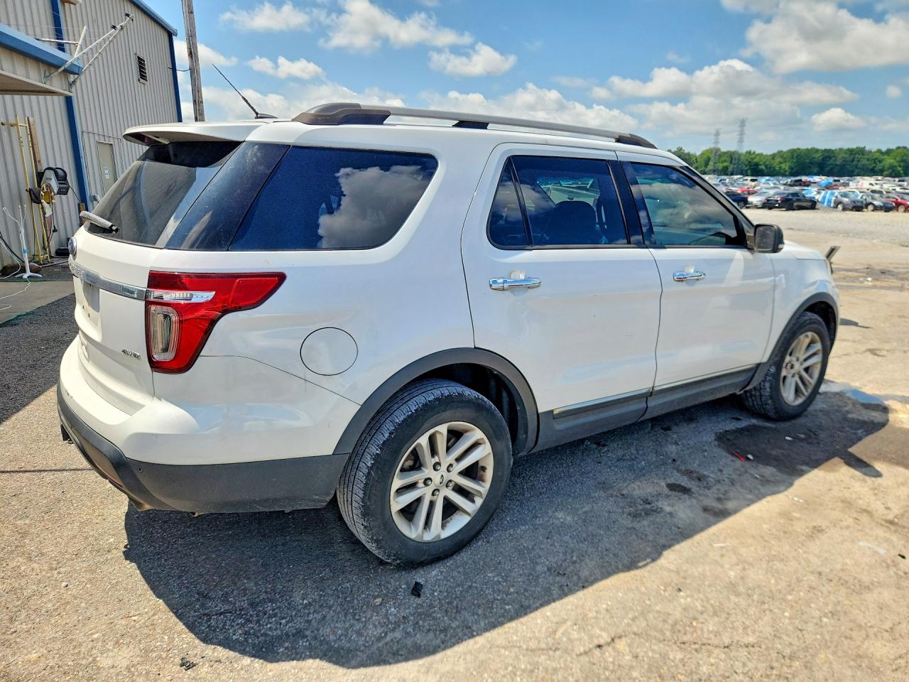 2014 Ford Explorer Xlt White vin: 1FM5K8D83EGA05556