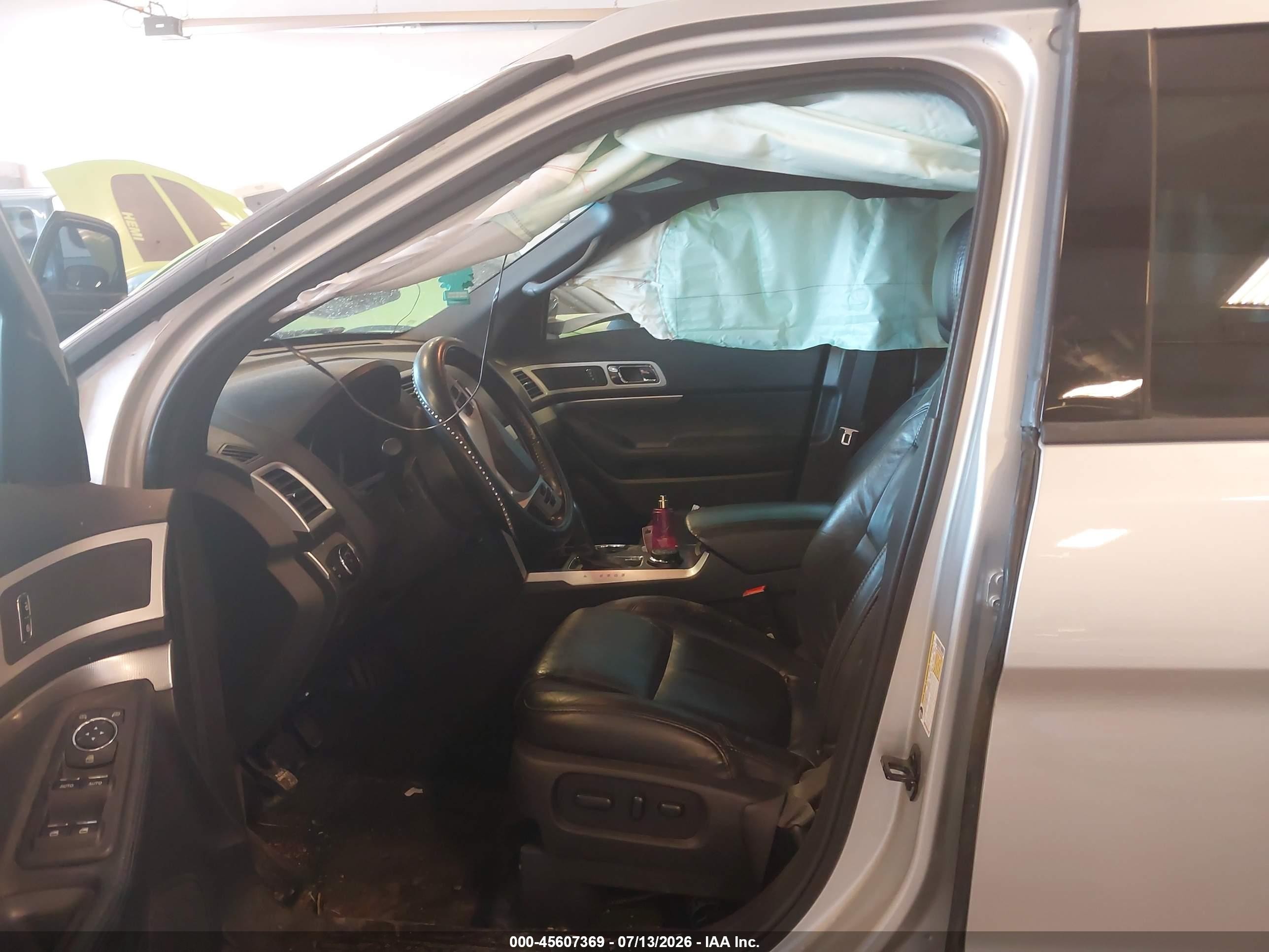 2014 Ford Explorer Xlt Silver vin: 1FM5K8D83EGA97588