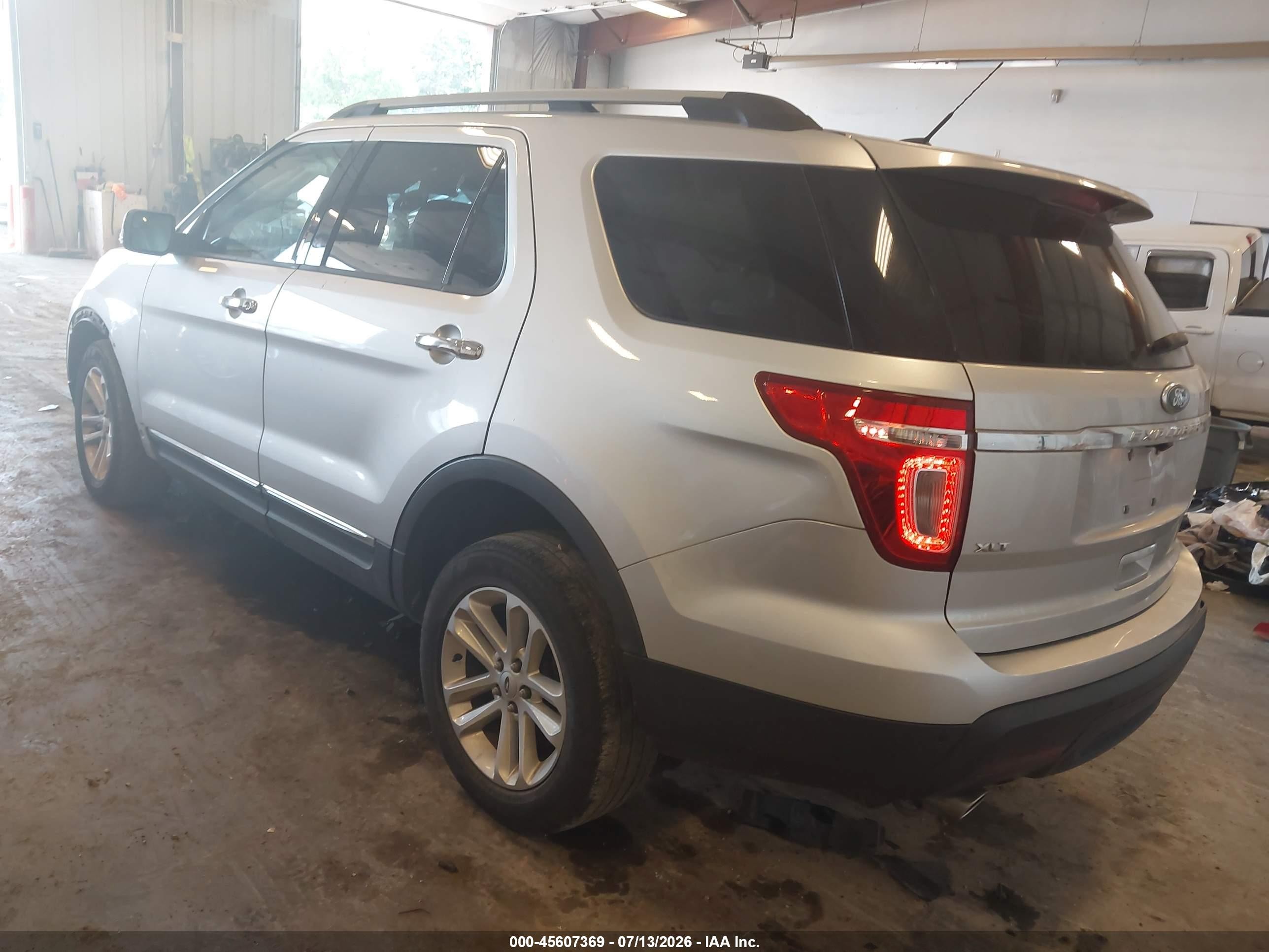 2014 Ford Explorer Xlt Silver vin: 1FM5K8D83EGA97588