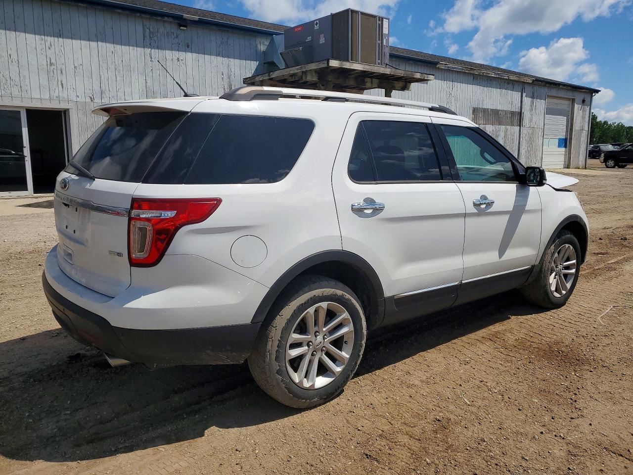2014 Ford Explorer Xlt White vin: 1FM5K8D83EGC50647