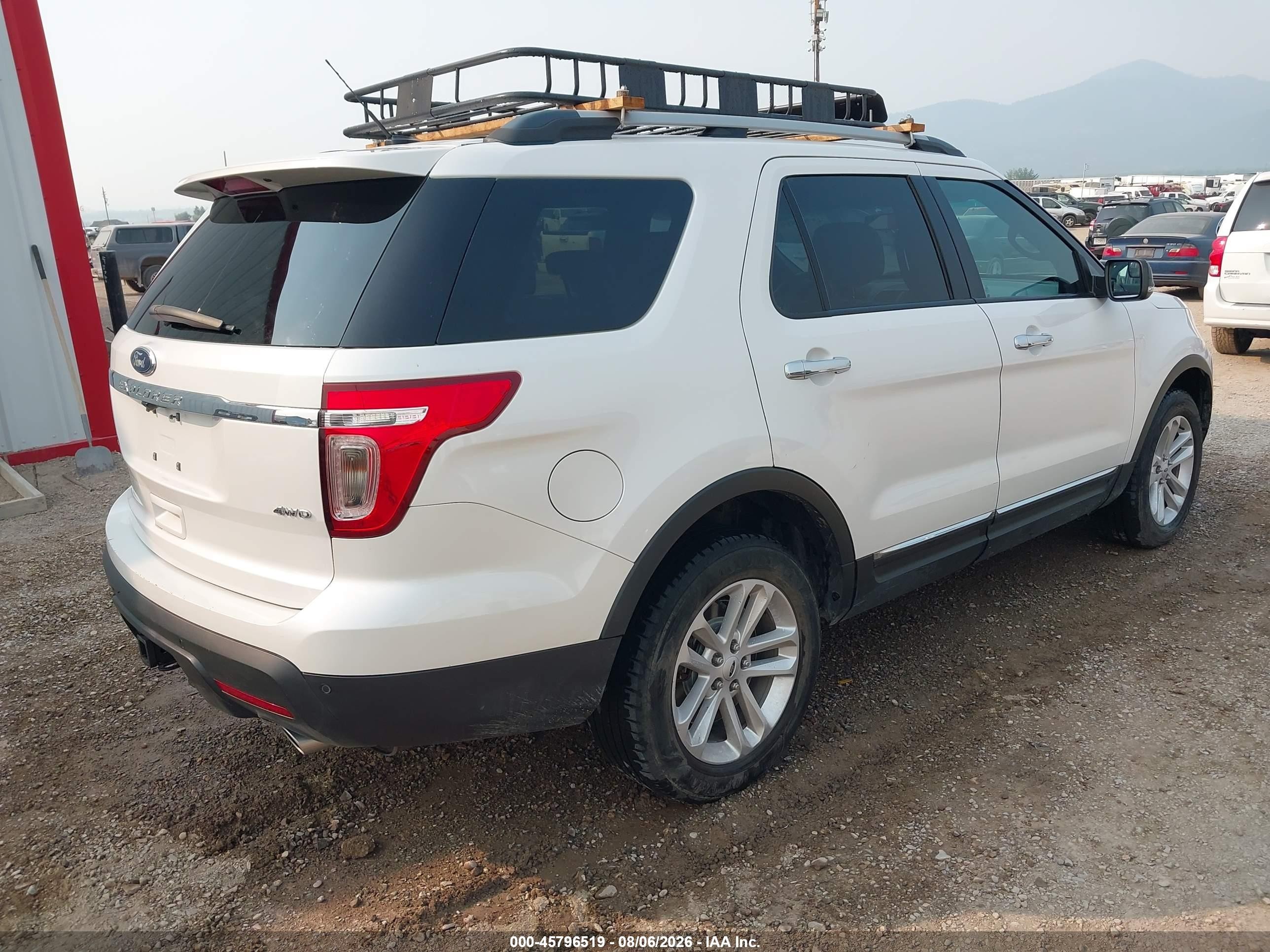 2015 Ford Explorer Xlt White vin: 1FM5K8D83FGA00908