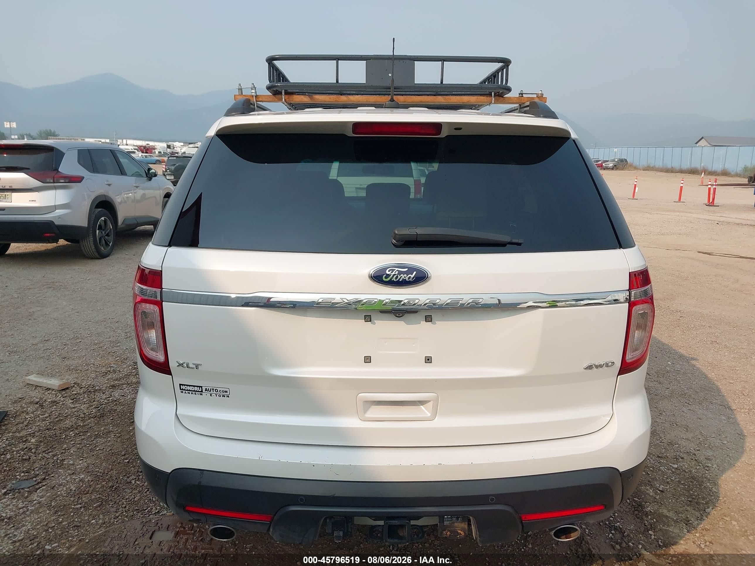 2015 Ford Explorer Xlt White vin: 1FM5K8D83FGA00908