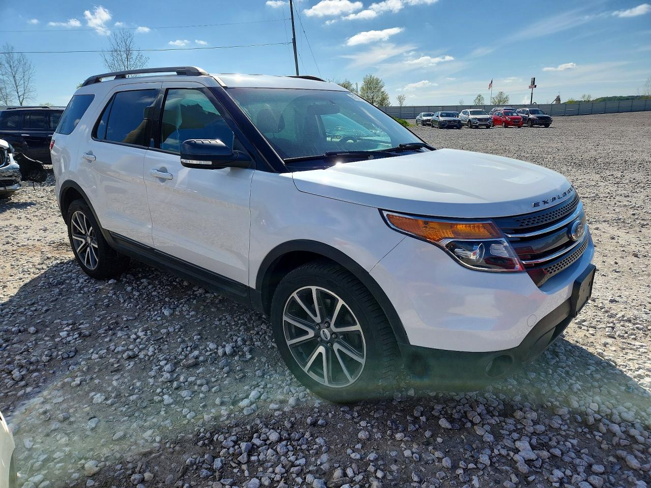 2015 Ford Explorer Xlt White vin: 1FM5K8D83FGA26179