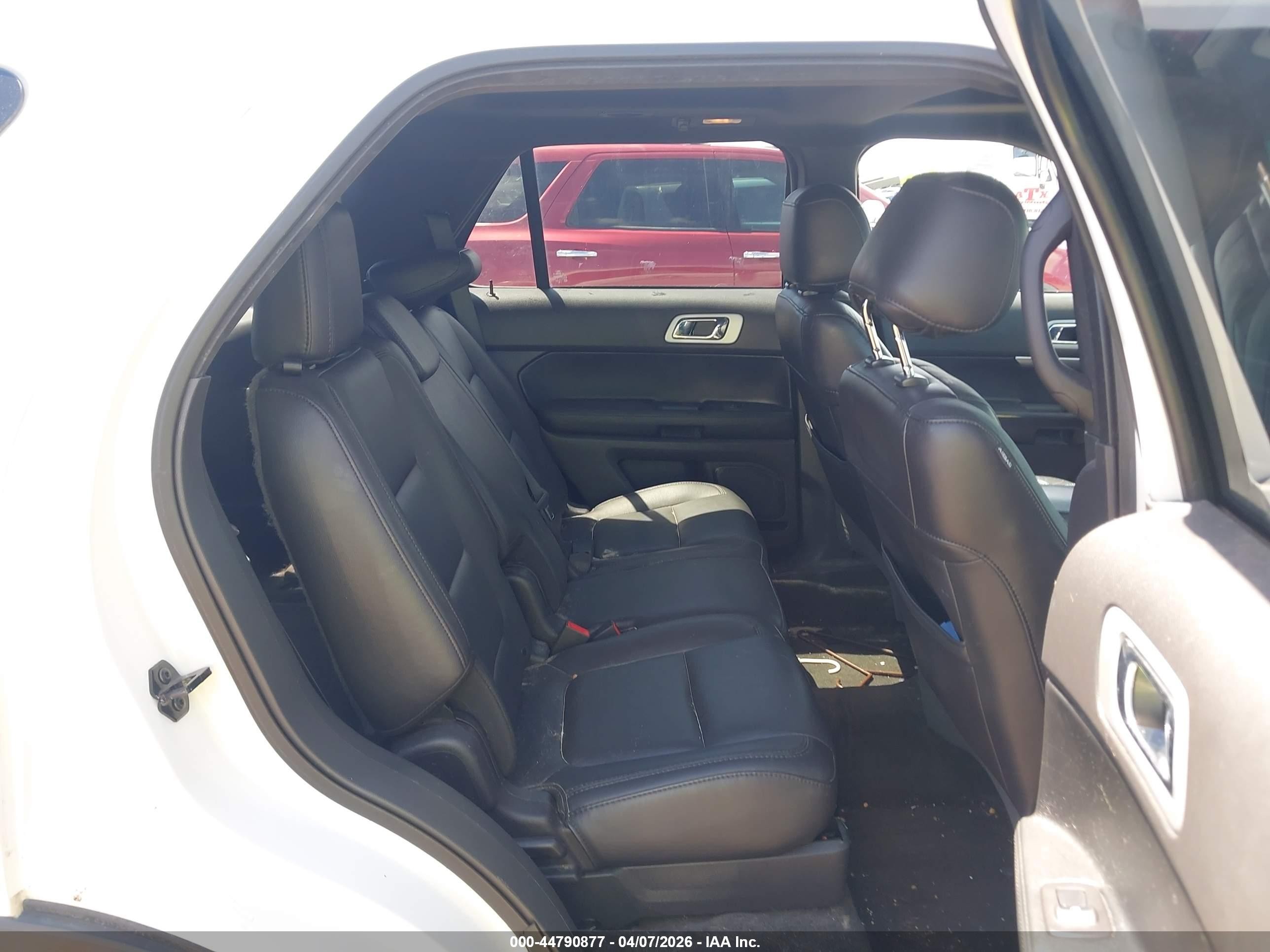 2015 Ford Explorer Xlt White vin: 1FM5K8D83FGA49994