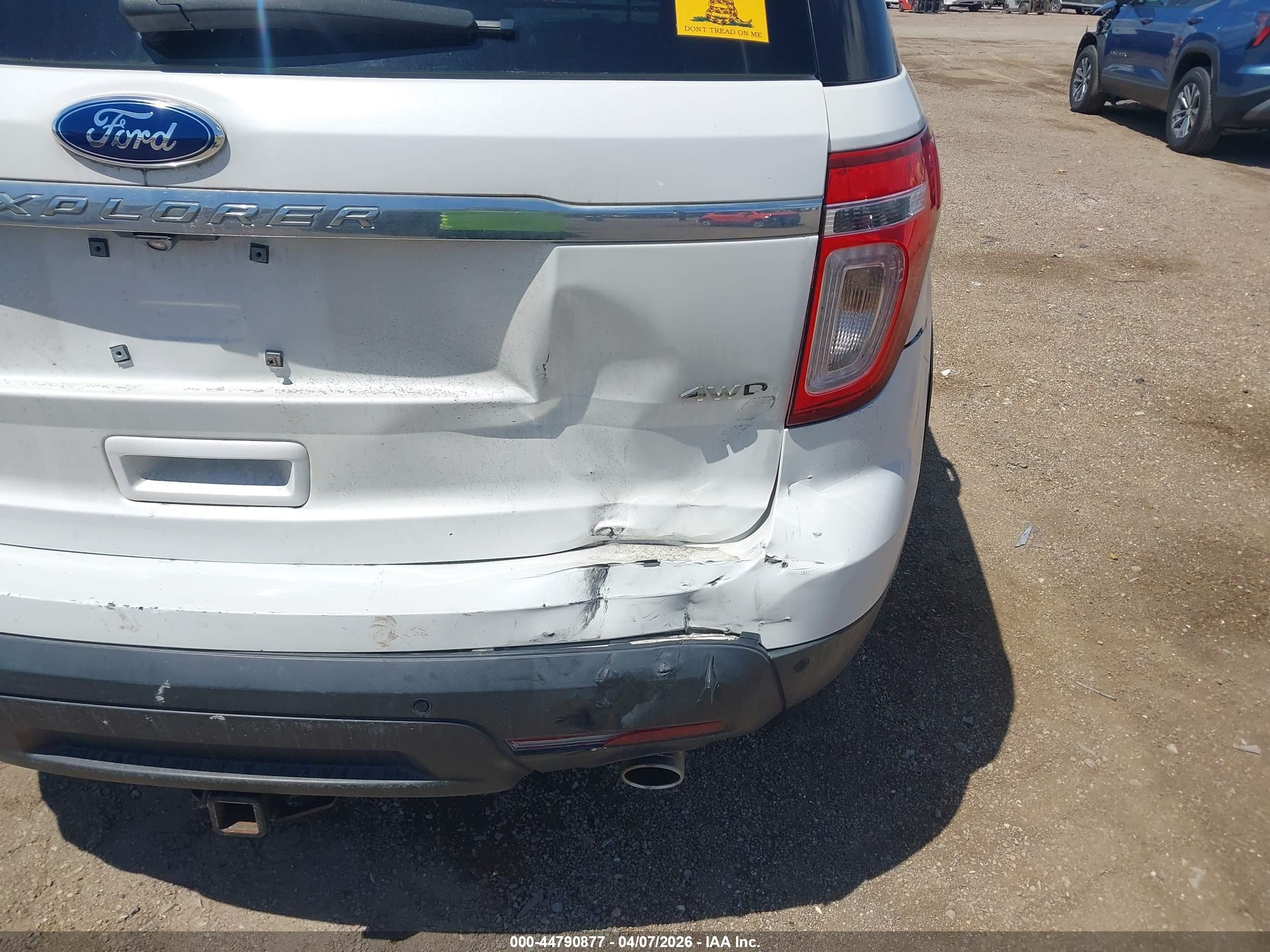 2015 Ford Explorer Xlt White vin: 1FM5K8D83FGA49994