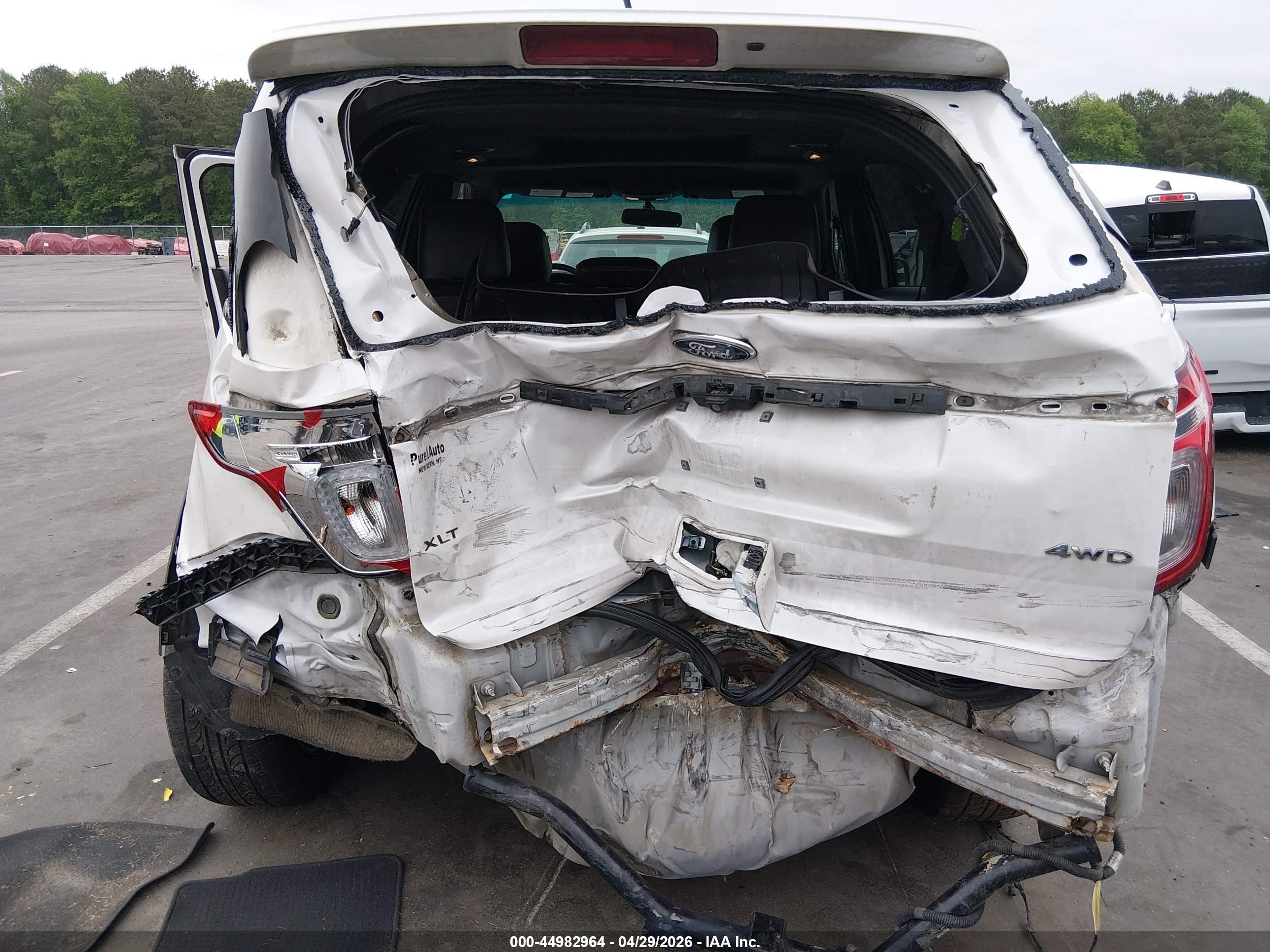 2015 Ford Explorer Xlt White vin: 1FM5K8D83FGA50126