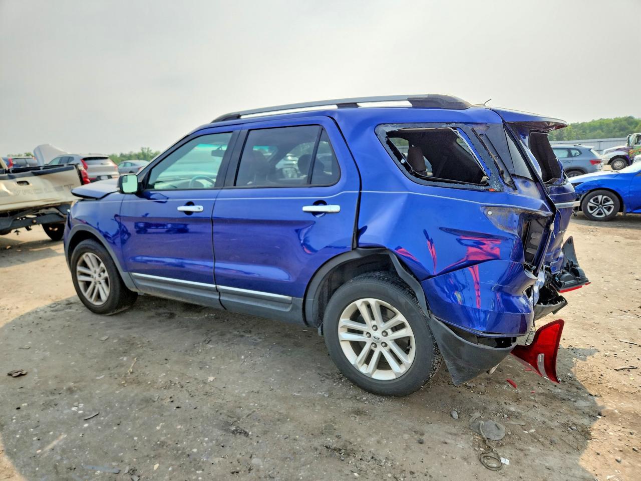 2015 Ford Explorer Xlt Blue vin: 1FM5K8D83FGA50370