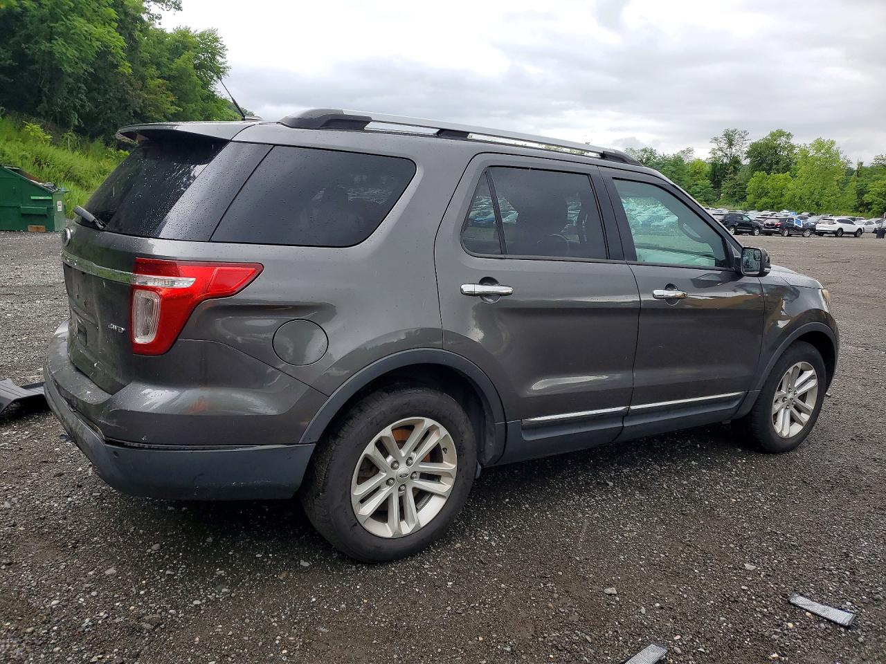 2015 Ford Explorer Xlt Серый vin: 1FM5K8D83FGA59876