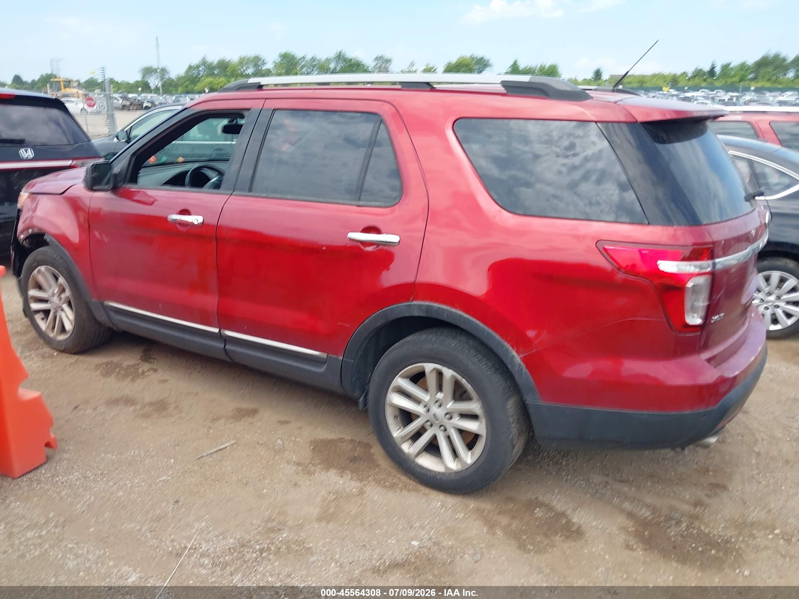 2015 Ford Explorer Xlt Red vin: 1FM5K8D83FGB15184