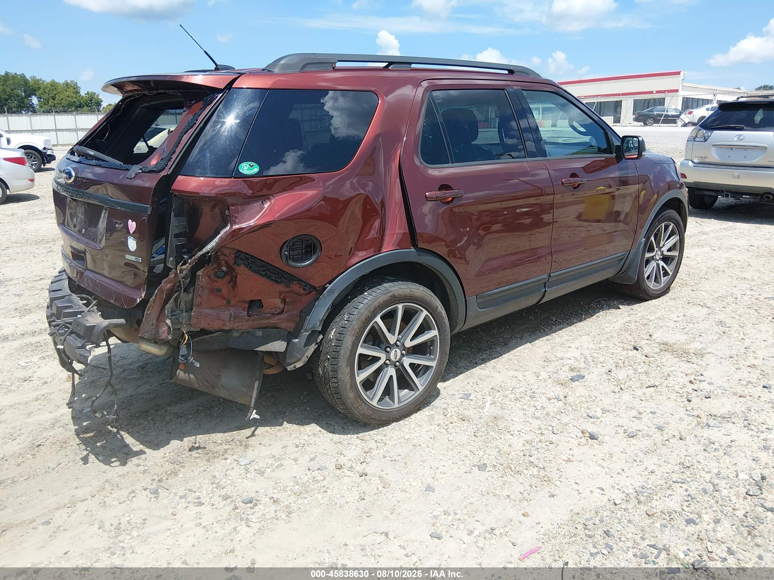 2015 Ford Explorer Xlt Red vin: 1FM5K8D83FGB17727