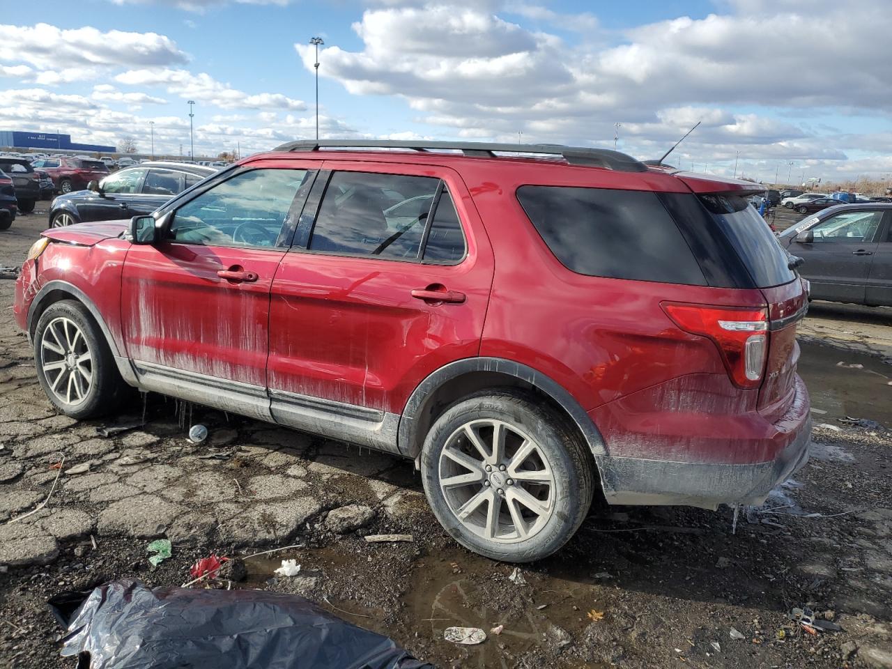 2015 Ford Explorer Xlt Red vin: 1FM5K8D83FGB88913