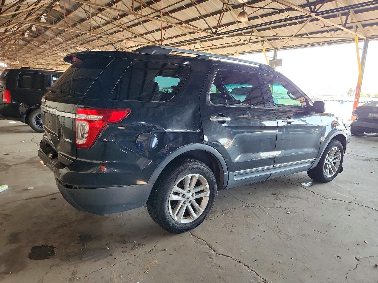 2015 Ford Explorer Xlt Black vin: 1FM5K8D83FGC09209
