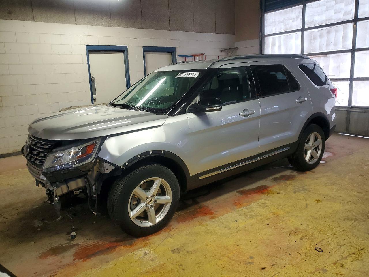 2017 Ford Explorer Xlt Silver vin: 1FM5K8D83HGD07806