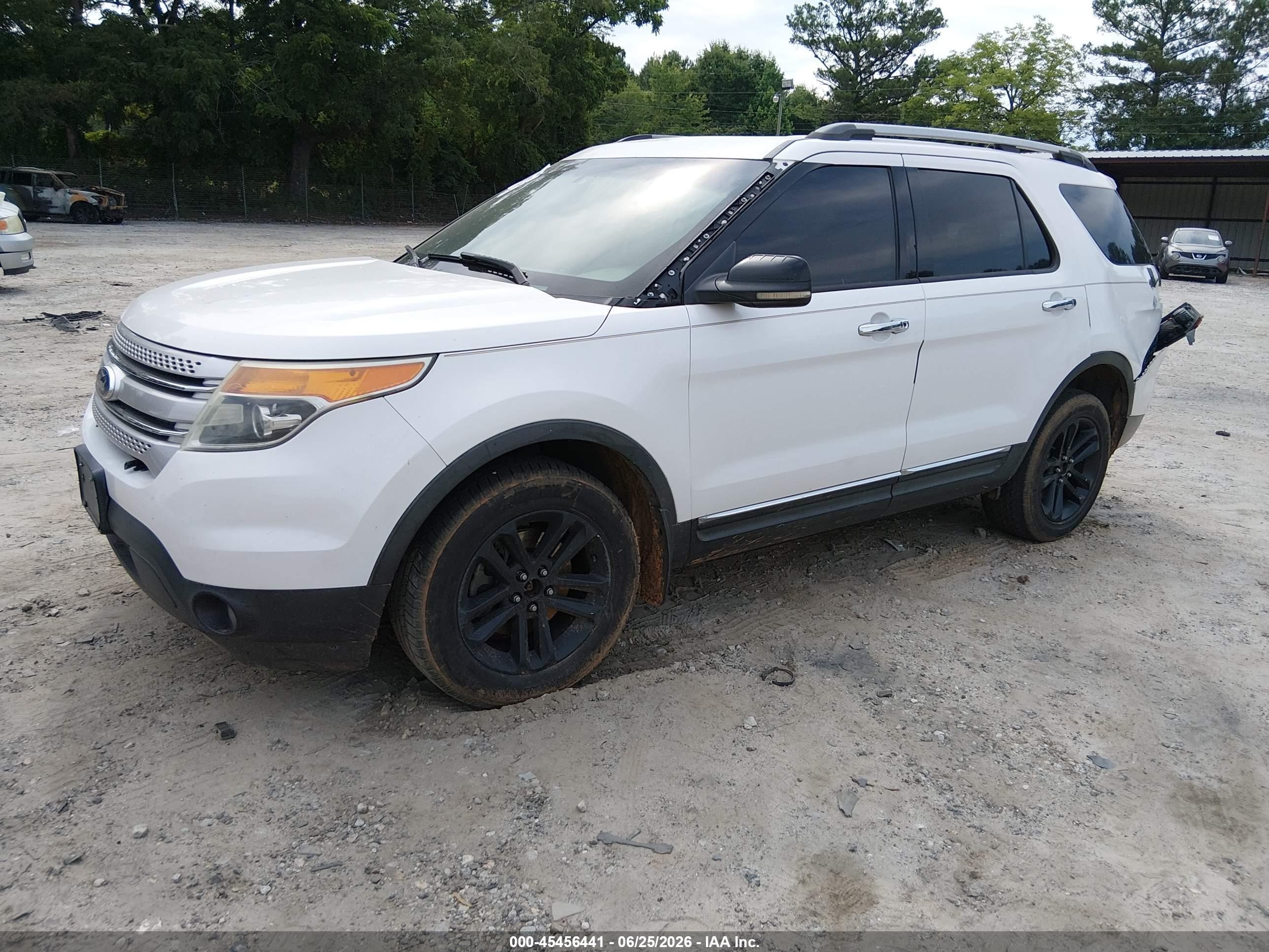 2013 Ford Explorer Xlt White vin: 1FM5K8D84DGA22784