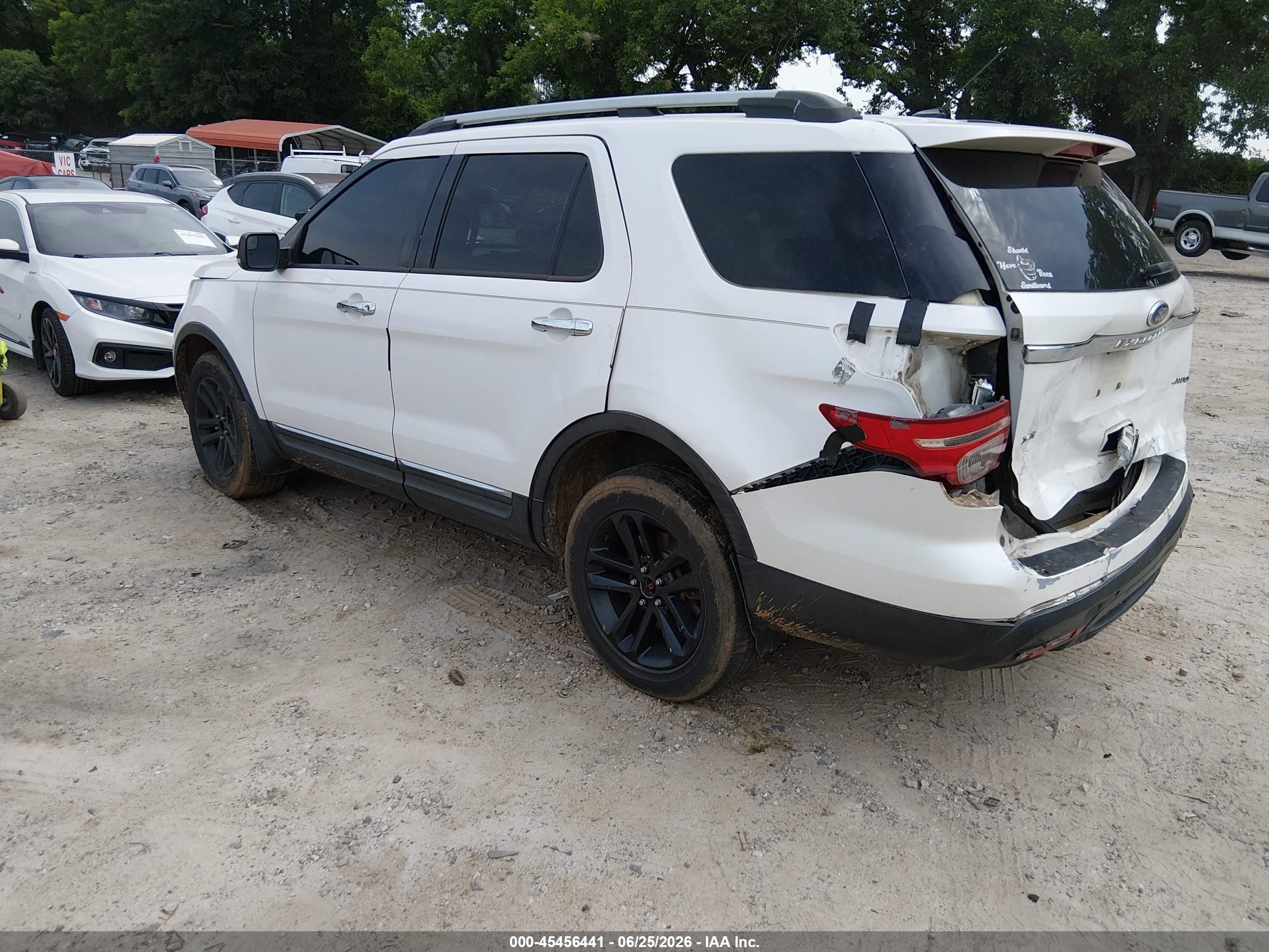 2013 Ford Explorer Xlt White vin: 1FM5K8D84DGA22784