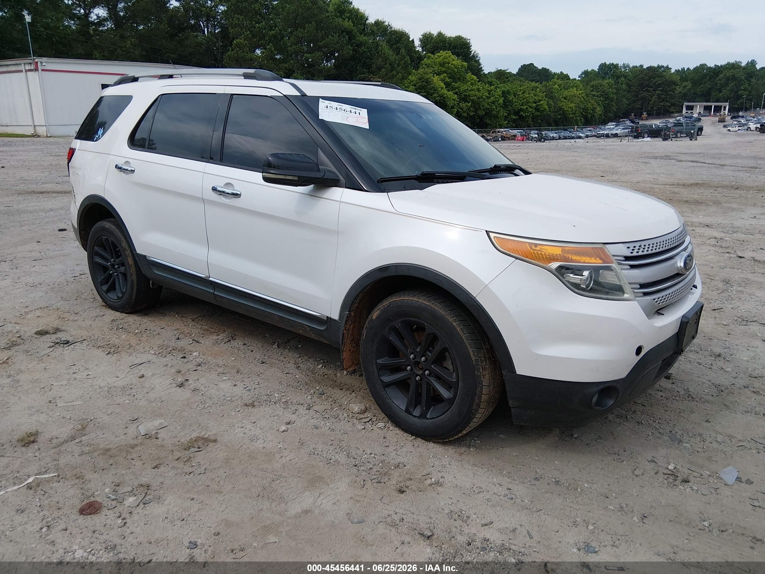 2013 Ford Explorer Xlt White vin: 1FM5K8D84DGA22784