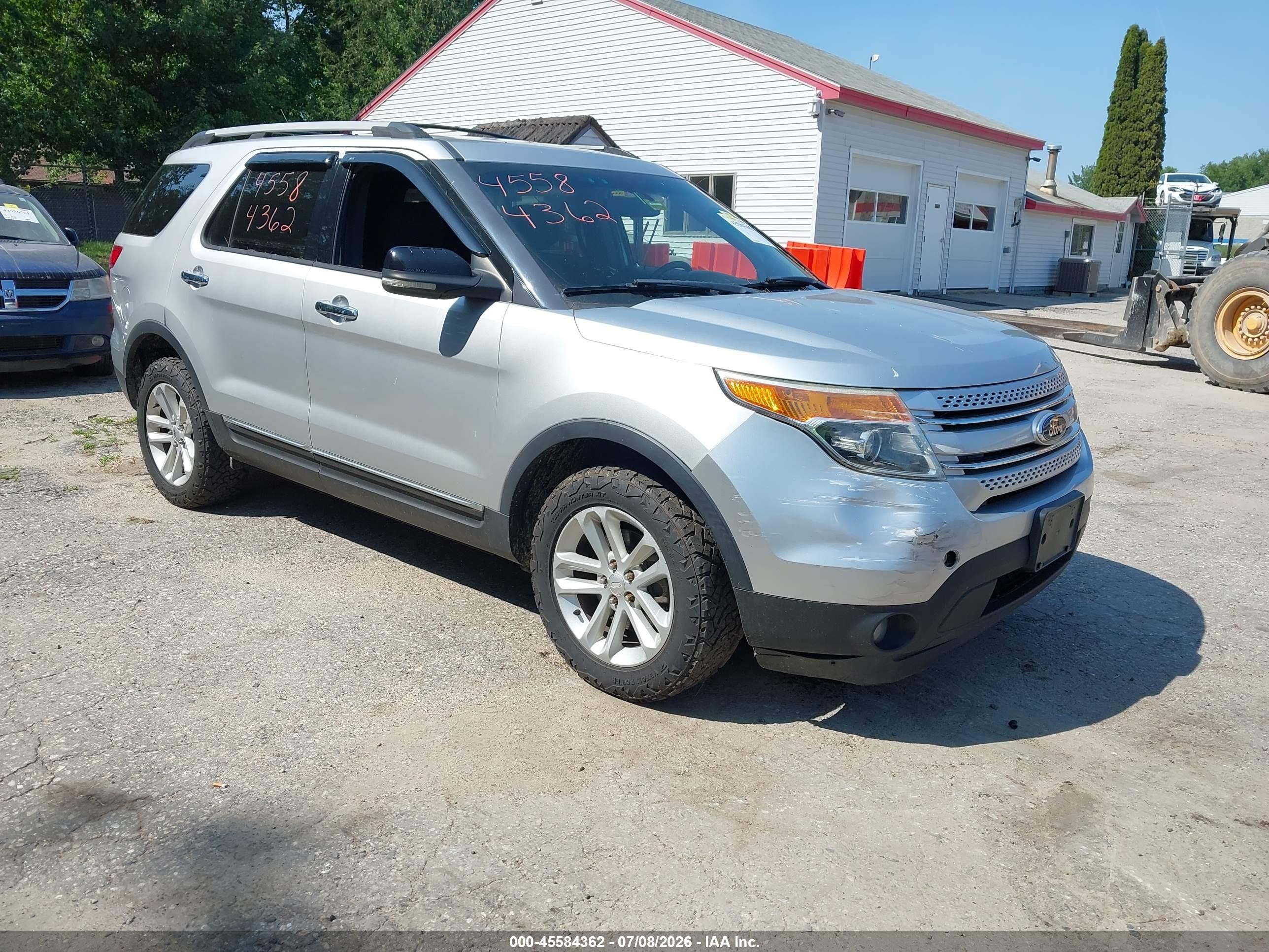 2013 Ford Explorer Xlt Silver vin: 1FM5K8D84DGA27211