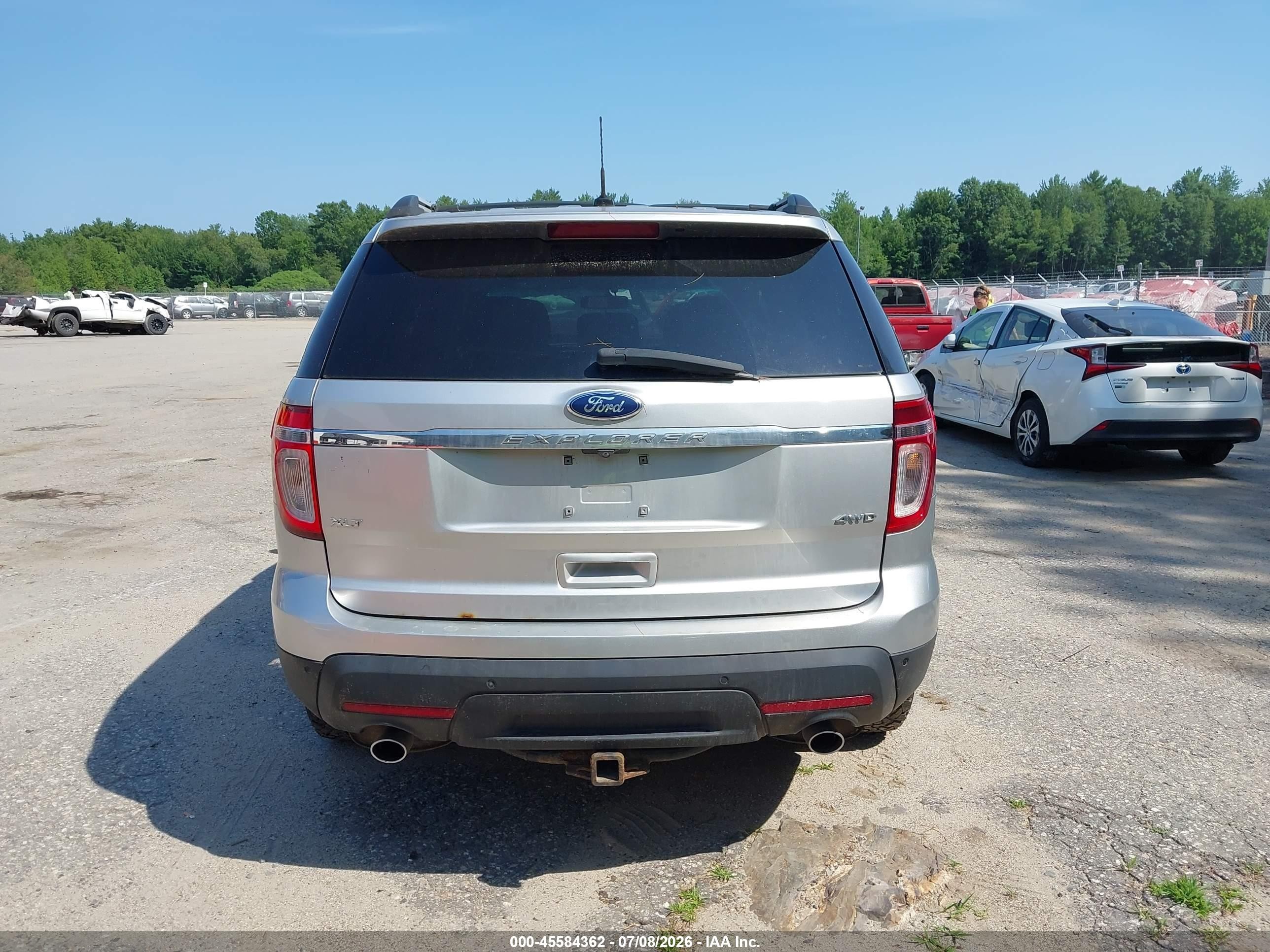 2013 Ford Explorer Xlt Silver vin: 1FM5K8D84DGA27211