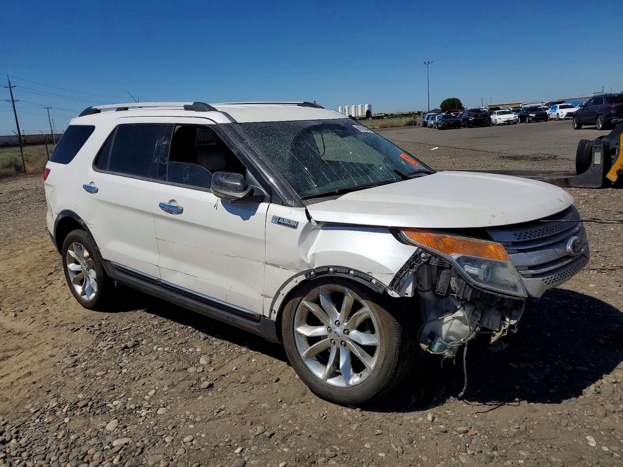 2013 Ford Explorer Xlt White vin: 1FM5K8D84DGA63187
