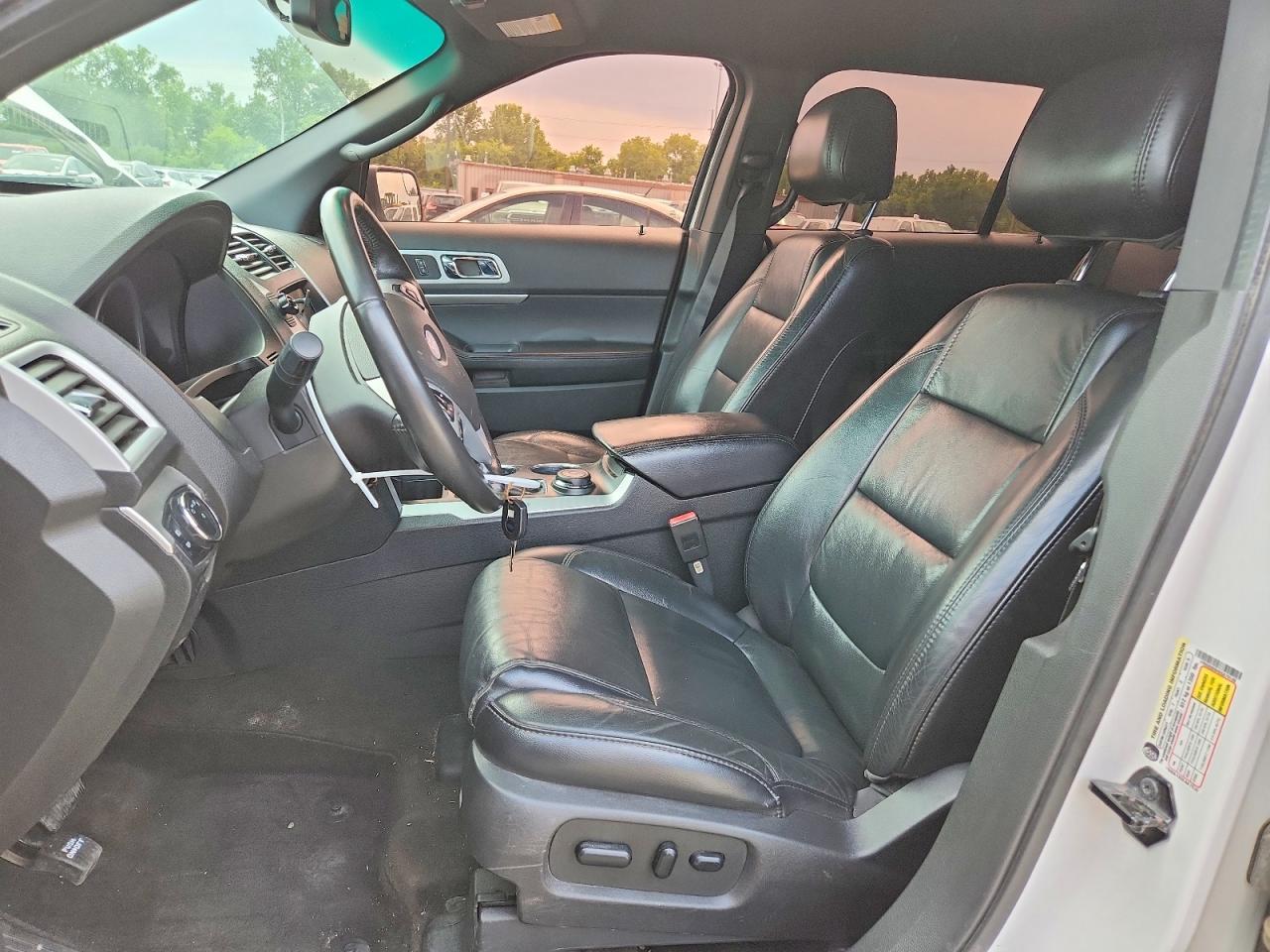 2013 Ford Explorer Xlt White vin: 1FM5K8D84DGA79146