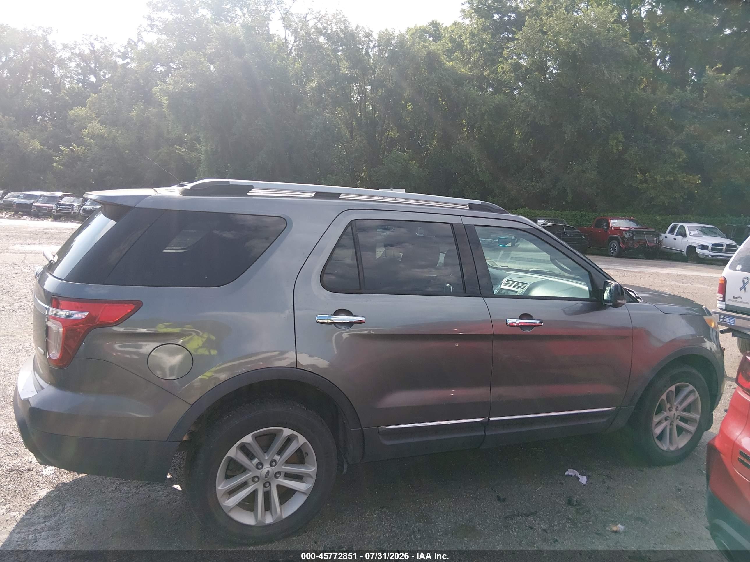 2013 Ford Explorer Xlt Gray vin: 1FM5K8D84DGB58431