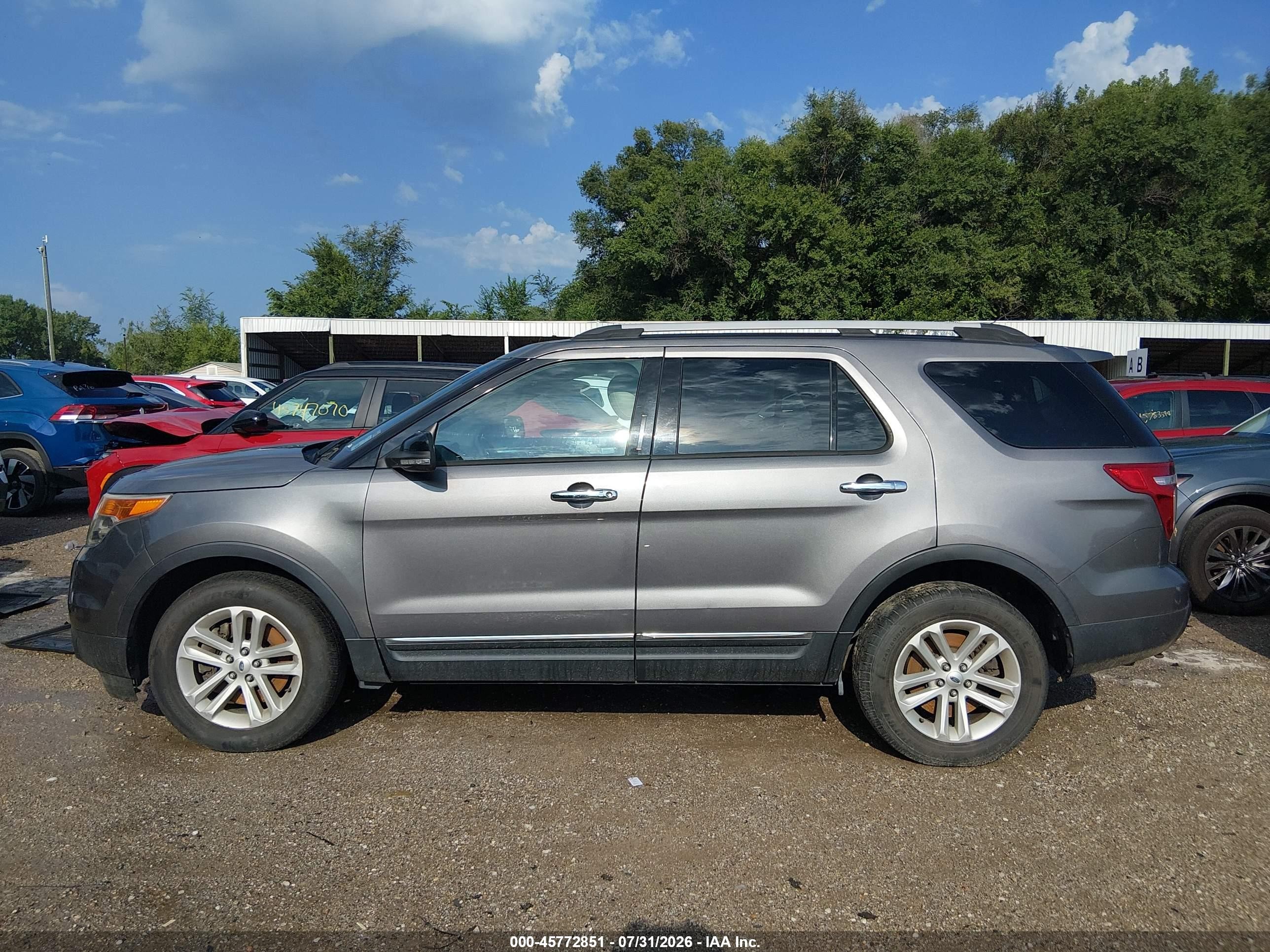 2013 Ford Explorer Xlt Gray vin: 1FM5K8D84DGB58431