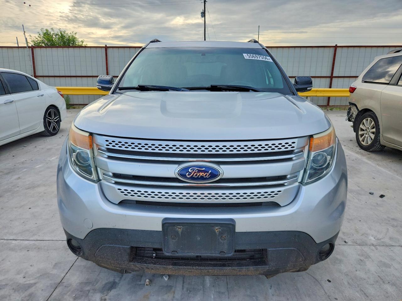 2013 Ford Explorer Xlt Silver vin: 1FM5K8D84DGC10690