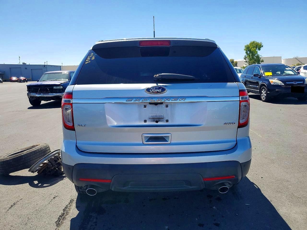 2013 Ford Explorer Xlt Silver vin: 1FM5K8D84DGC10771