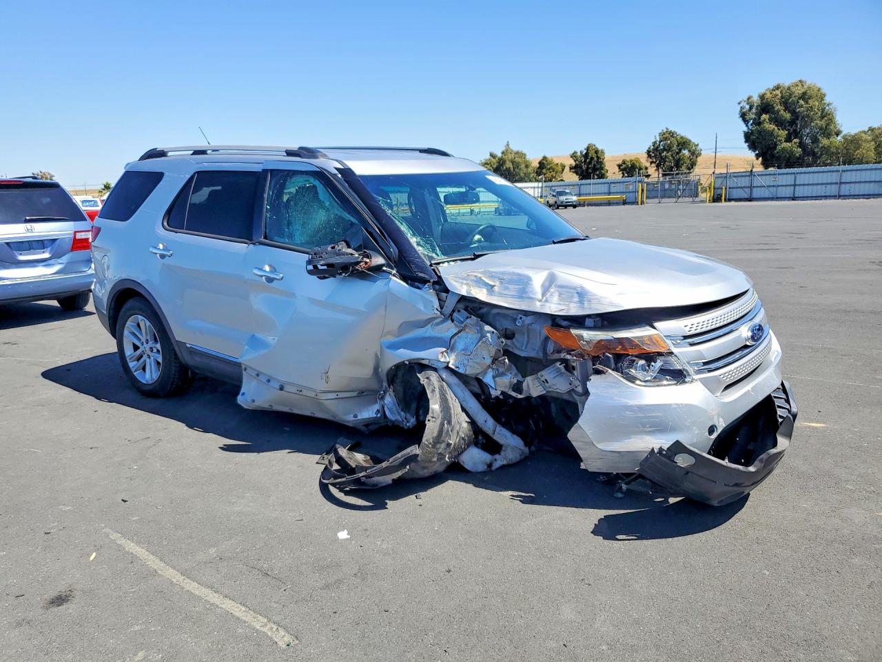 2013 Ford Explorer Xlt Silver vin: 1FM5K8D84DGC10771