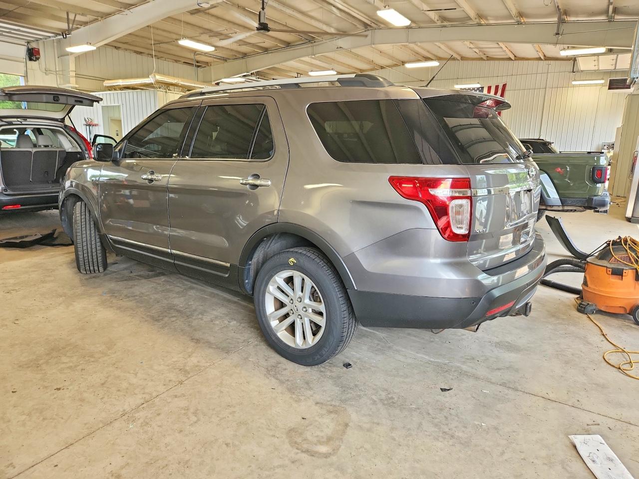 2013 Ford Explorer Xlt Gray vin: 1FM5K8D84DGC35122