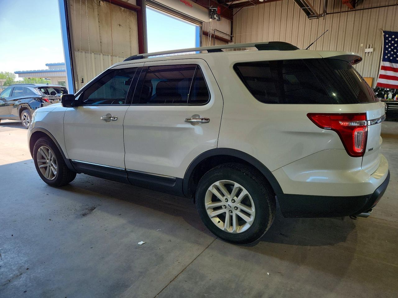 2013 Ford Explorer Xlt White vin: 1FM5K8D84DGC66824