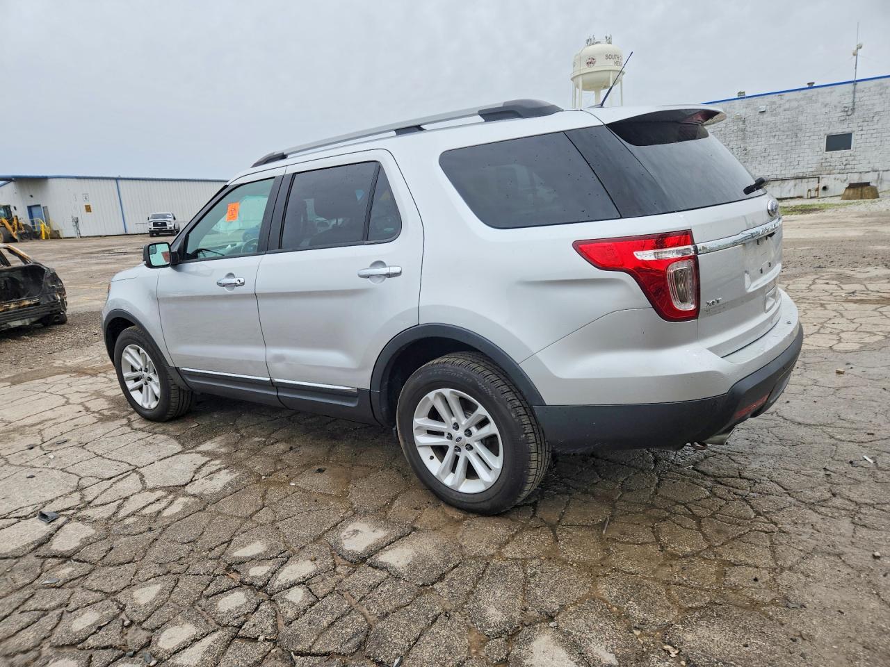 2013 Ford Explorer Xlt Silver vin: 1FM5K8D84DGC91318
