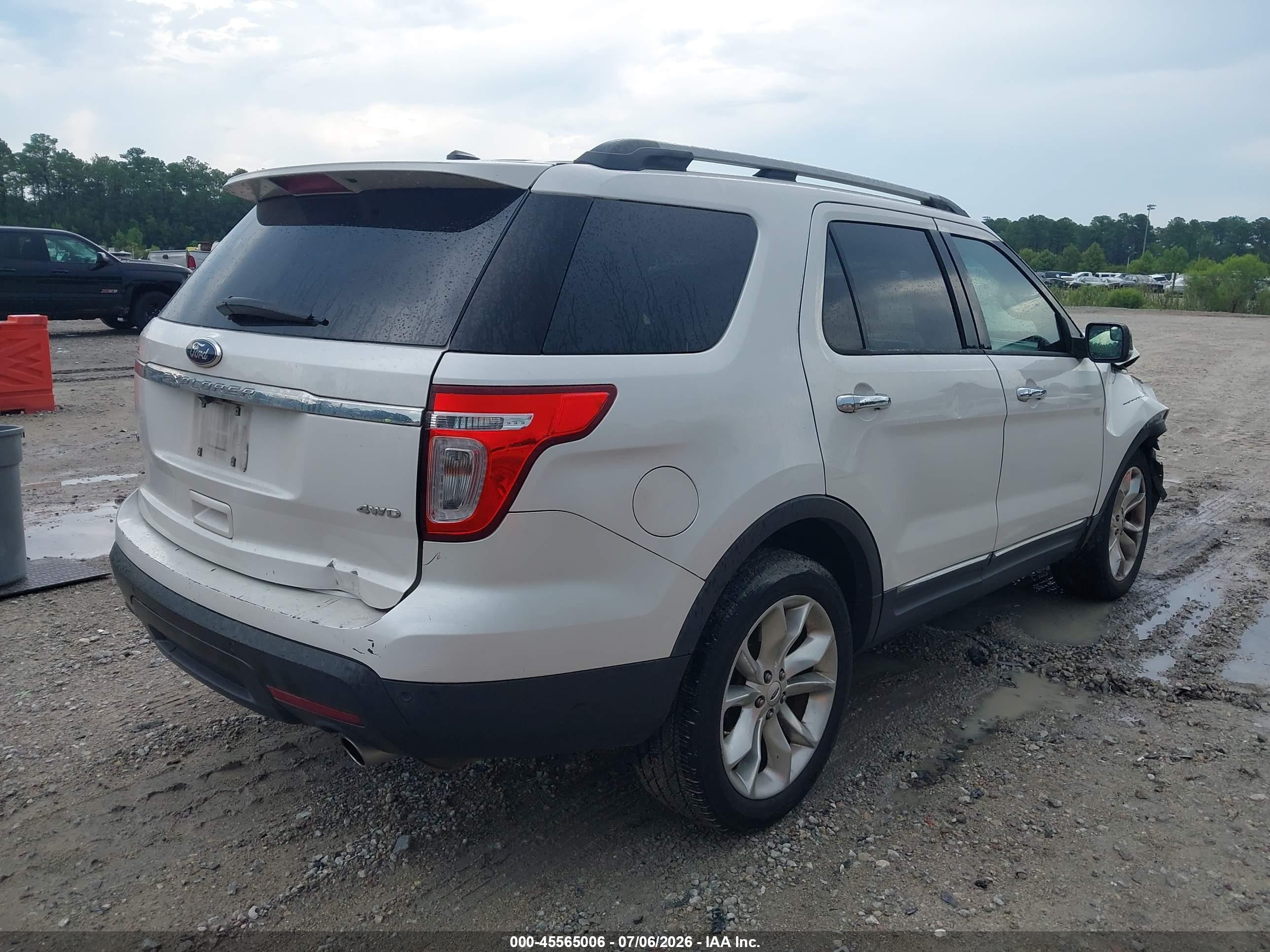 2014 Ford Explorer Xlt White vin: 1FM5K8D84EGC54206