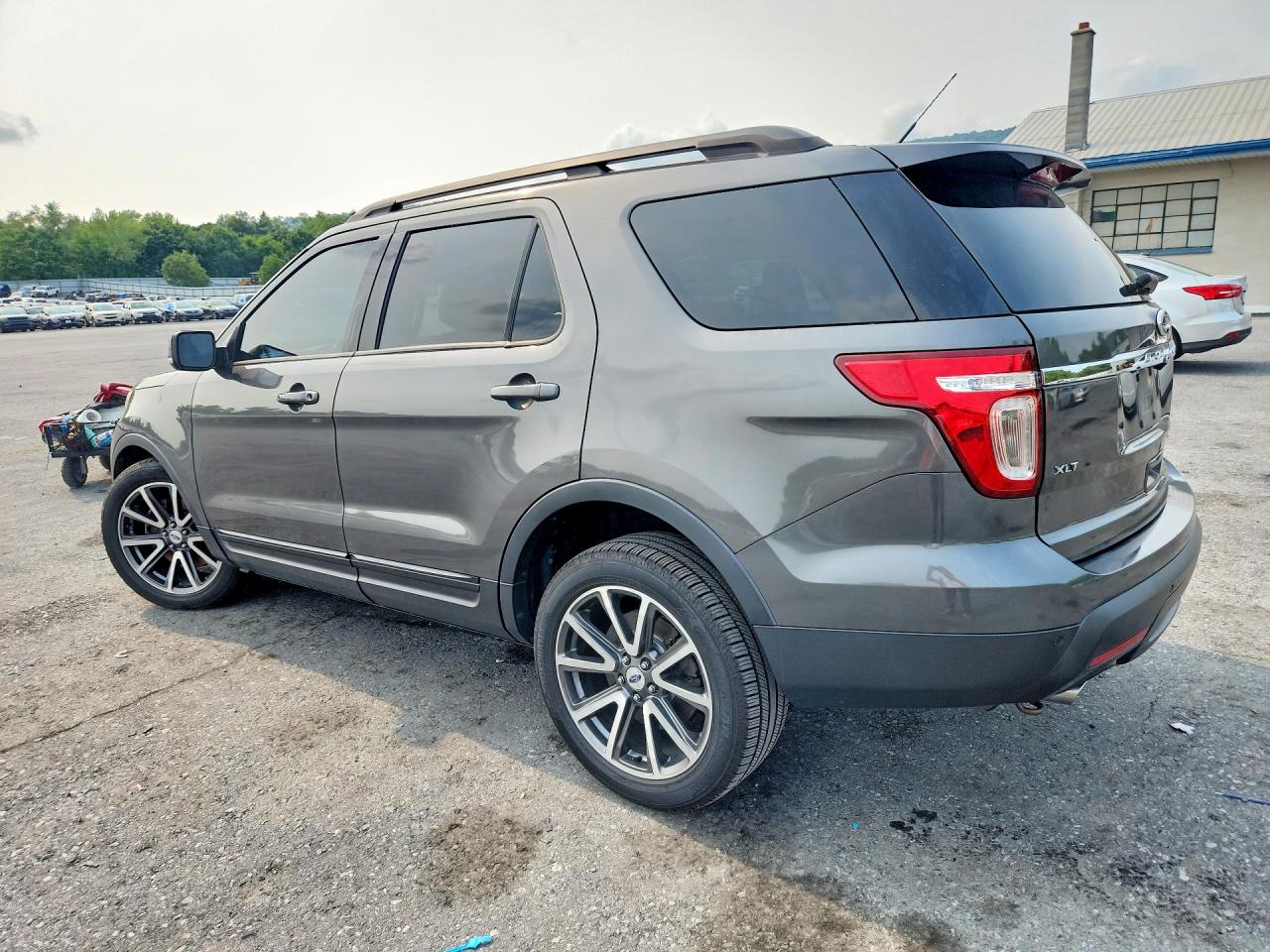 2015 Ford Explorer Xlt Серебряный vin: 1FM5K8D84FGA00769