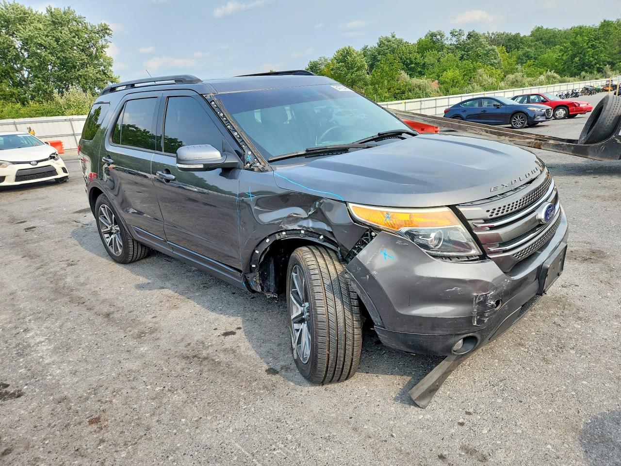 2015 Ford Explorer Xlt Серебряный vin: 1FM5K8D84FGA00769